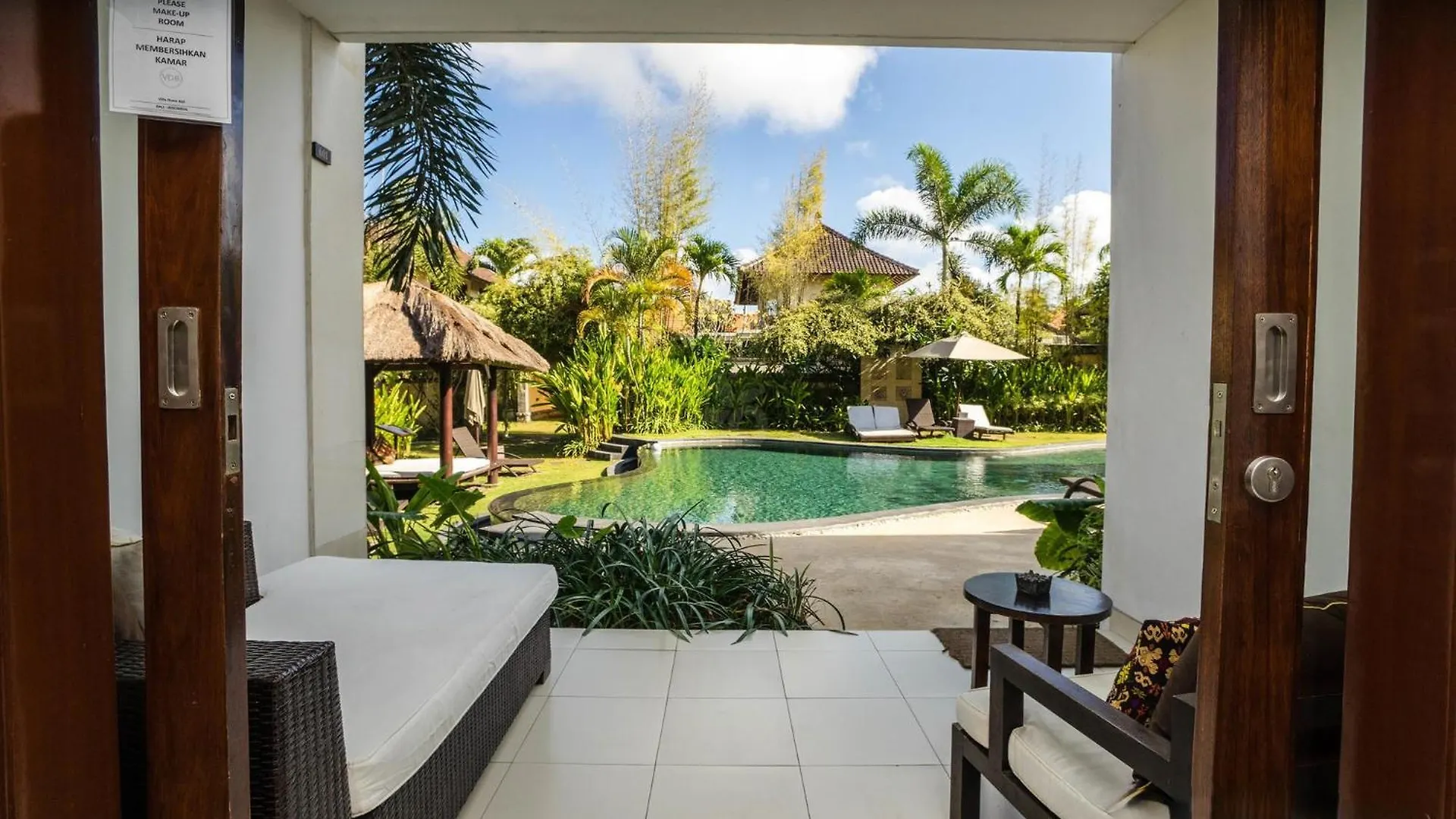 Villa Diana Bali 16 Bedrooms Seminyak
