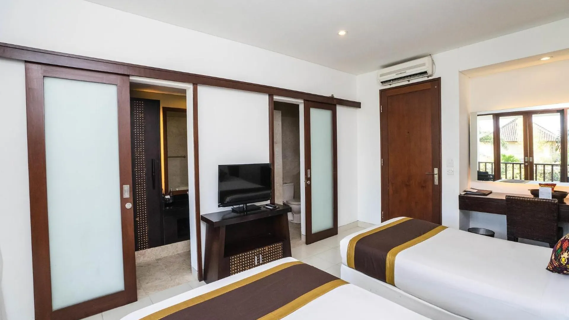 Villa Diana Bali 16 Bedrooms Seminyak