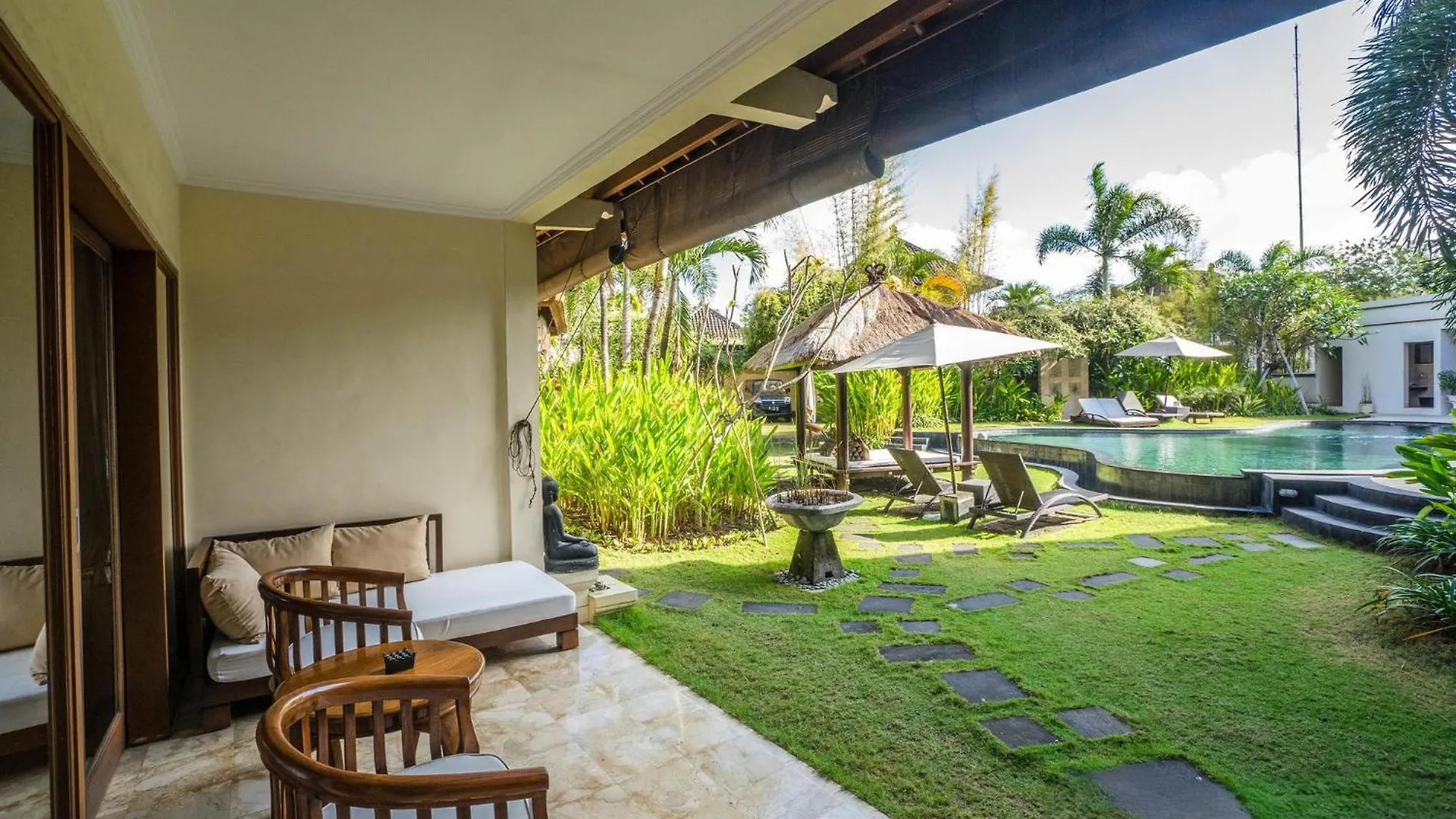 Villa Diana Bali 16 Bedrooms Seminyak