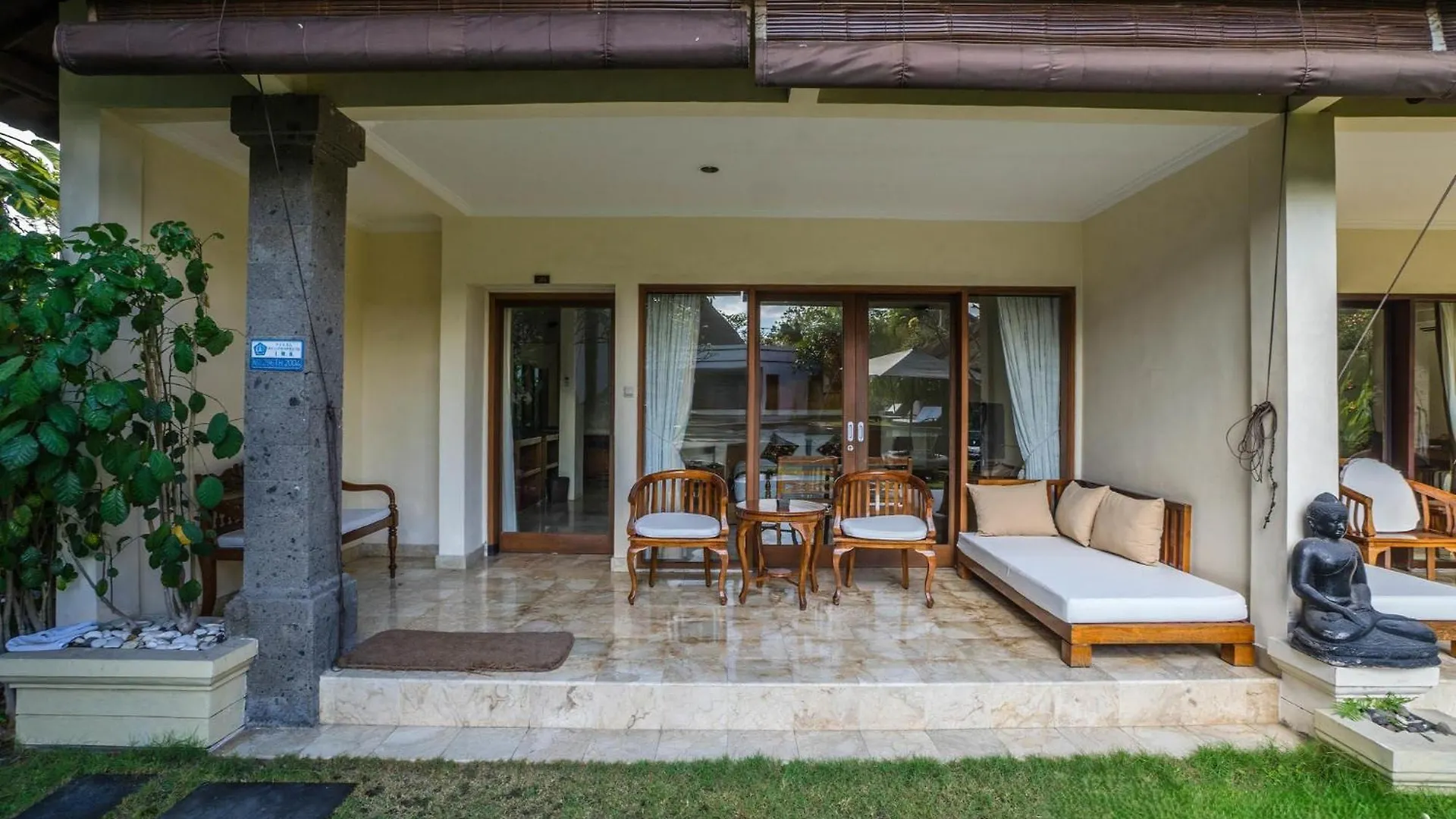 Villa Diana Bali 16 Bedrooms Seminyak