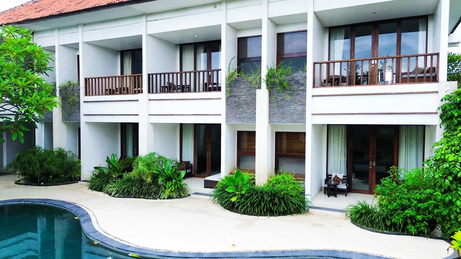 Villa Diana Bali 16 Bedrooms Seminyak  Indonesia