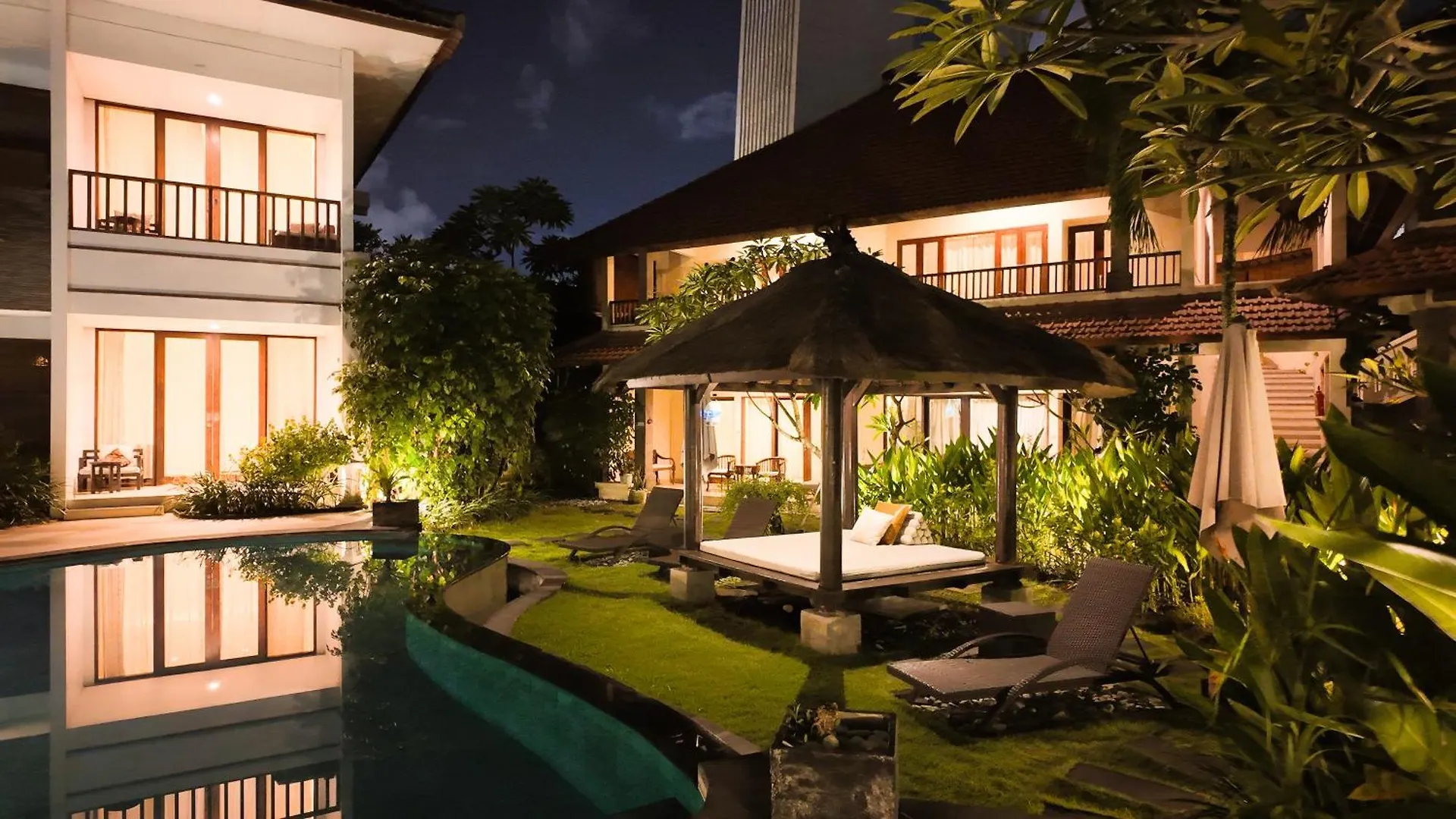 Villa Diana Bali 16 Bedrooms Seminyak  0*, Seminyak (Bali)