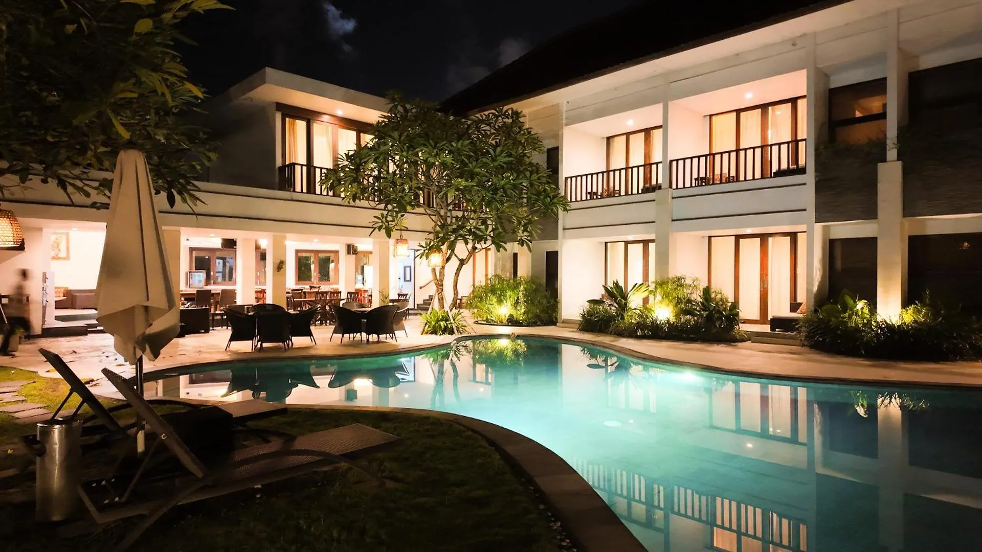 Villa Diana Bali 16 Bedrooms Seminyak
