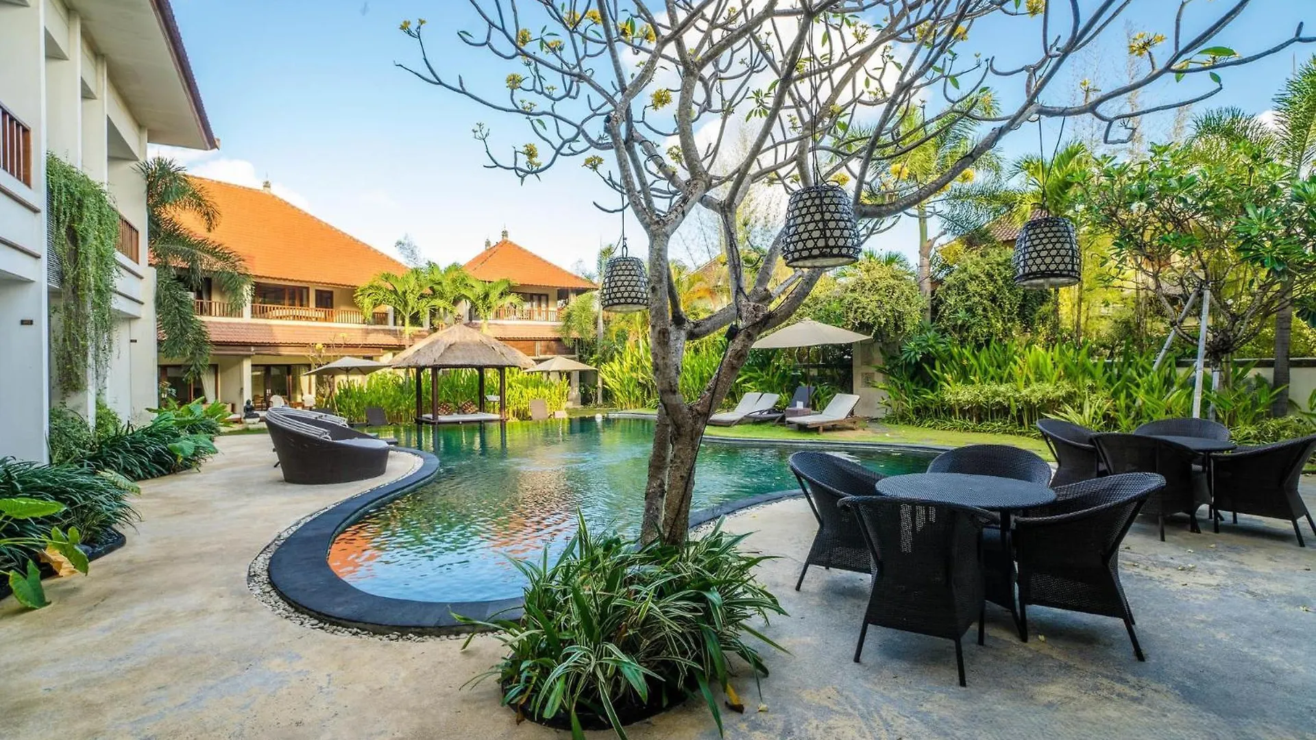 Villa Diana Bali 16 Bedrooms Seminyak  Indonesia