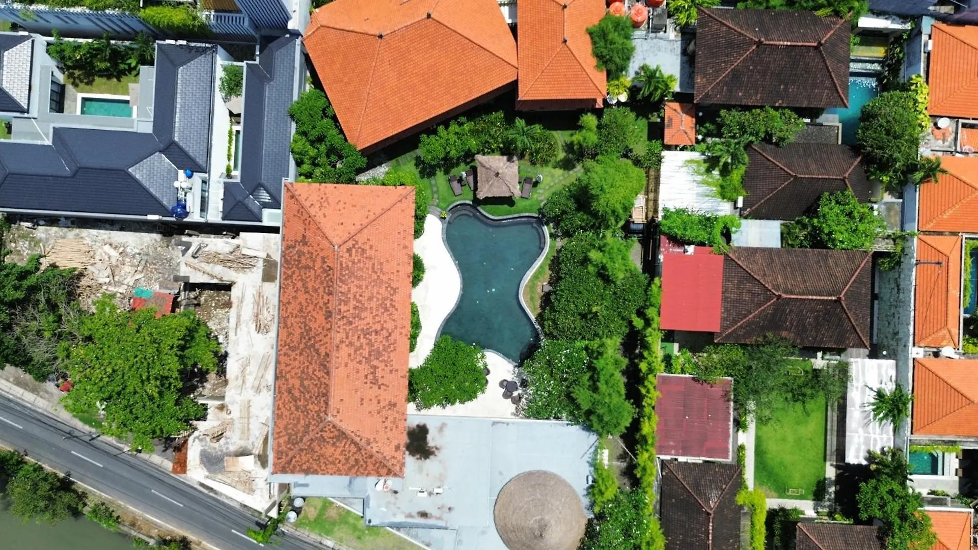 Villa Diana Bali 16 Bedrooms Seminyak
