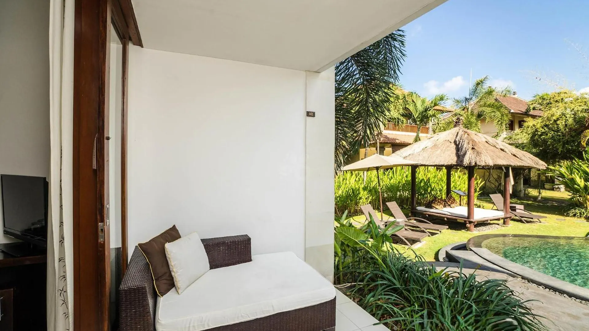 Villa Diana Bali 16 Bedrooms Seminyak